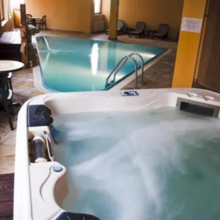 Karpiel & Jacuzzi Apartment Zakopane